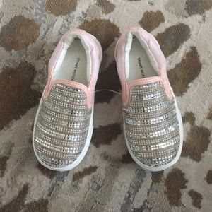 Girls Stuart Weizman slip on shoes 💖